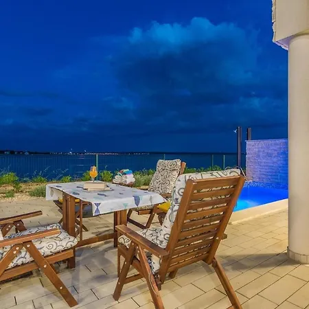 Miri Cherry * Privlaka (Zadar)