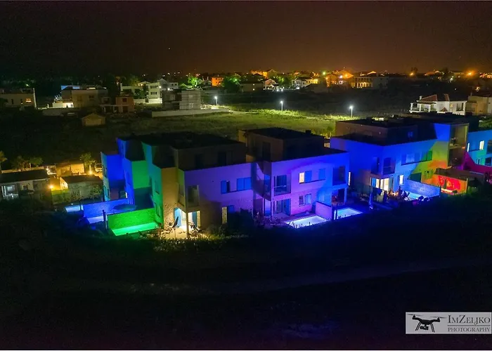 빌라 Miri Cherry 프리블라카